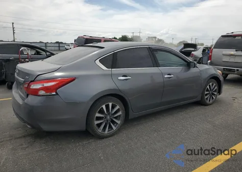 2017 Nissan Altima 2.5 z USA, uszkodzony, nr VIN 1N4AL3AP3HC195505